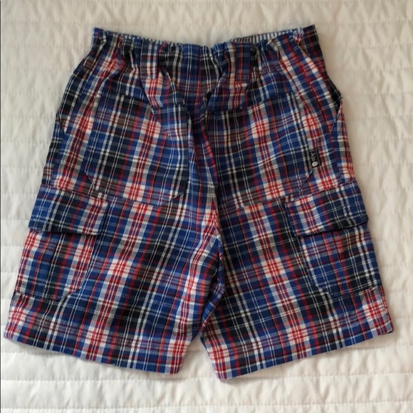 JoJo Maman Bébé Cargo Shorts and Matching Top - Picture 7 of 7